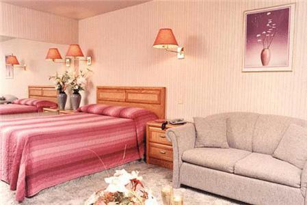 Motel St Moritz แซ็ง-อากาท-เด-มง ห้อง รูปภาพ